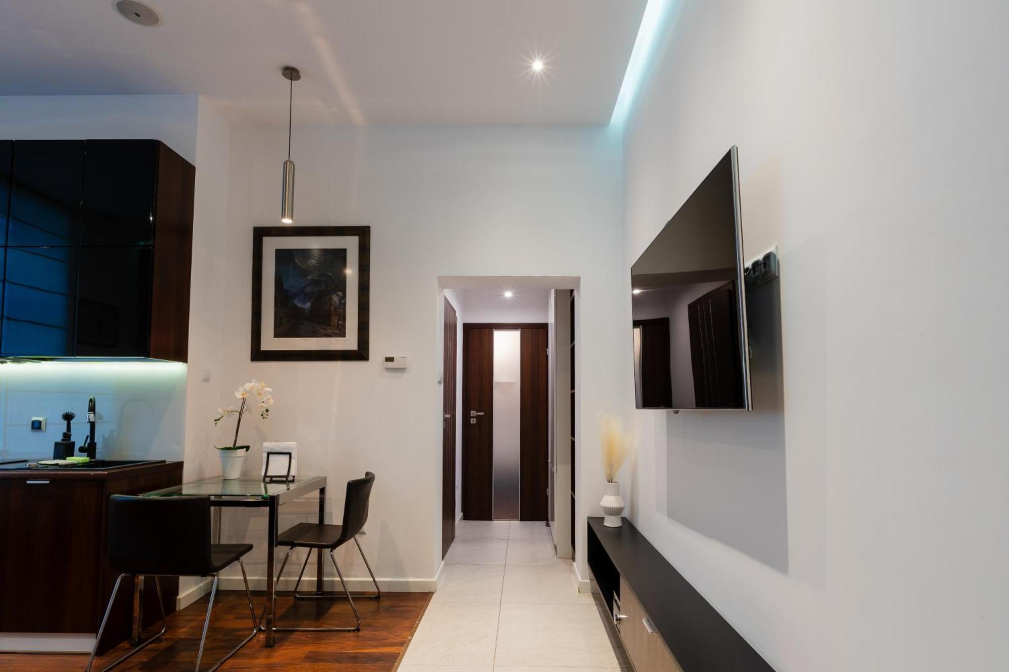 Luna Prestige Suite Krasków Εξωτερικό φωτογραφία